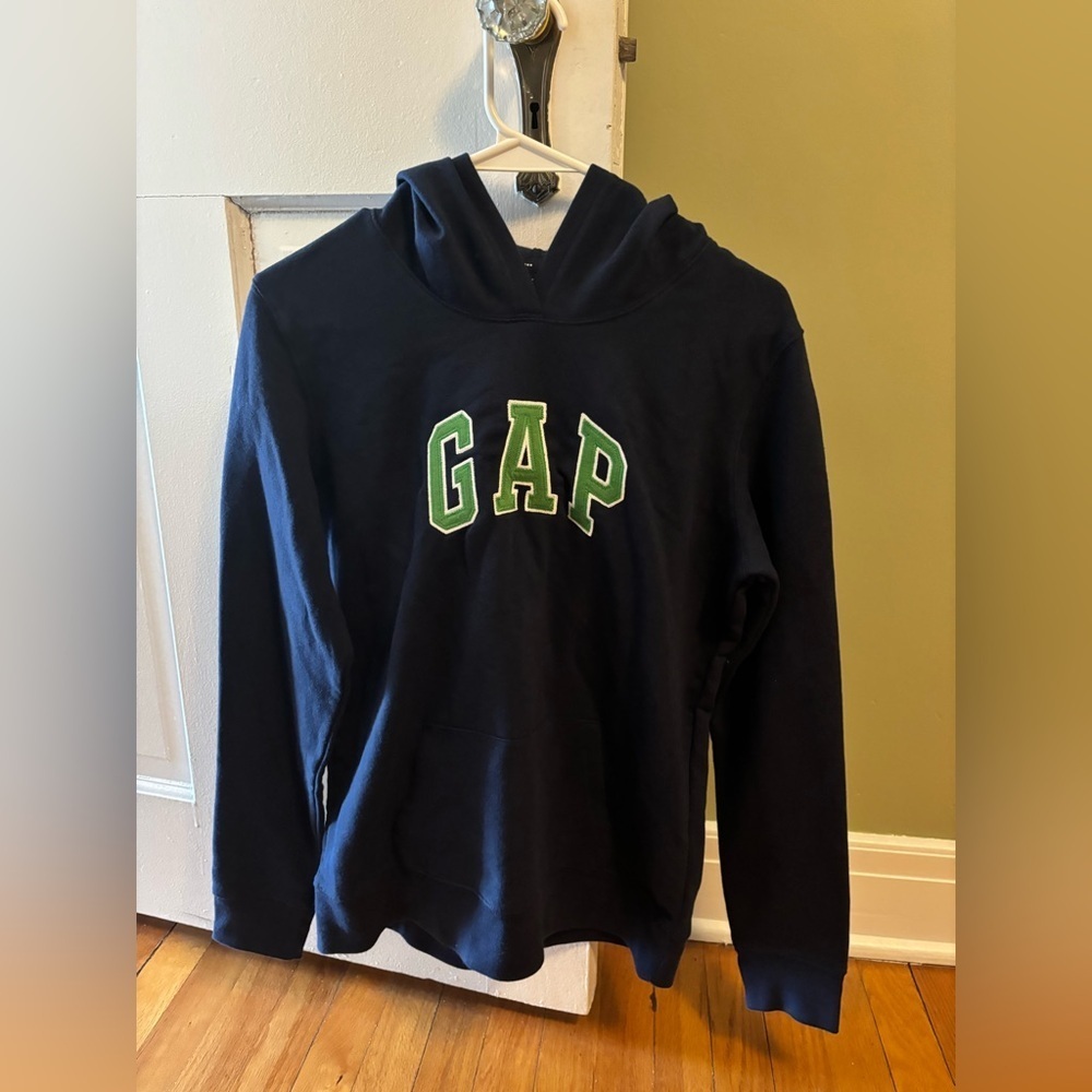 GAP hoodie